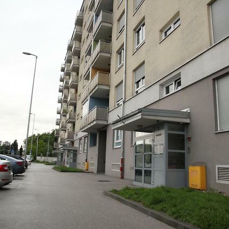 Vana Apartment Zagreb Extérieur photo
