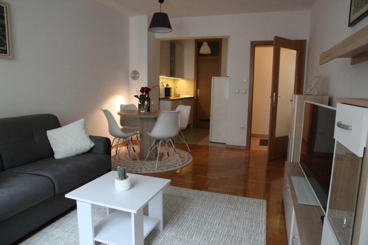 Vana Apartment Zagreb Extérieur photo