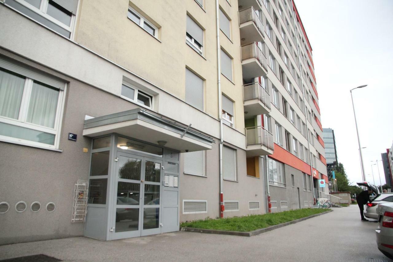 Vana Apartment Zagreb Extérieur photo