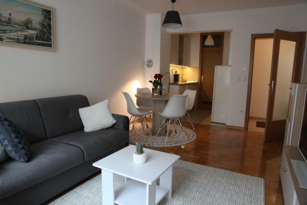 Vana Apartment Zagreb Extérieur photo